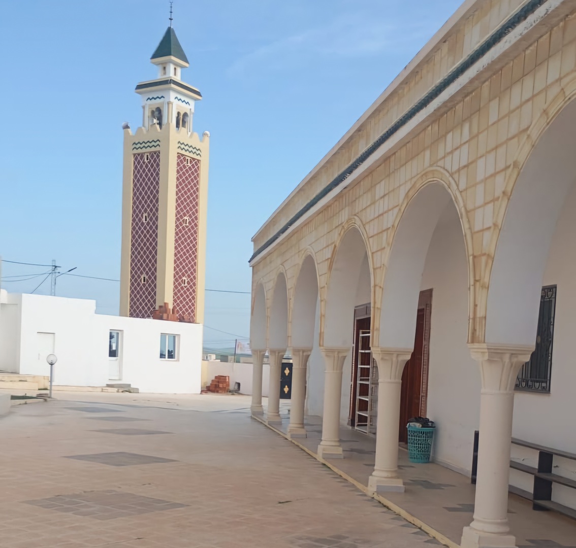 Photo de جامع الهداية ببرج النور