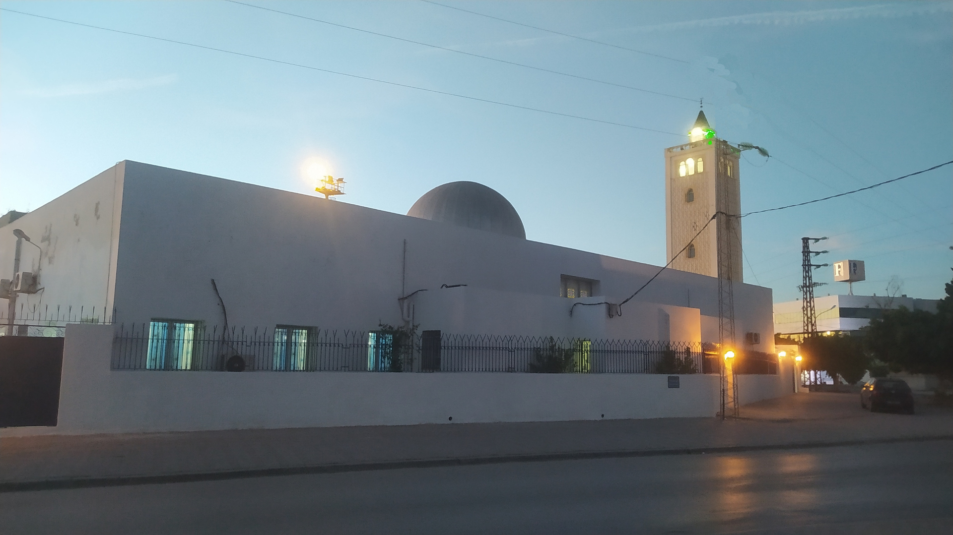 Photo de جامع الرحمان الشرقية 1