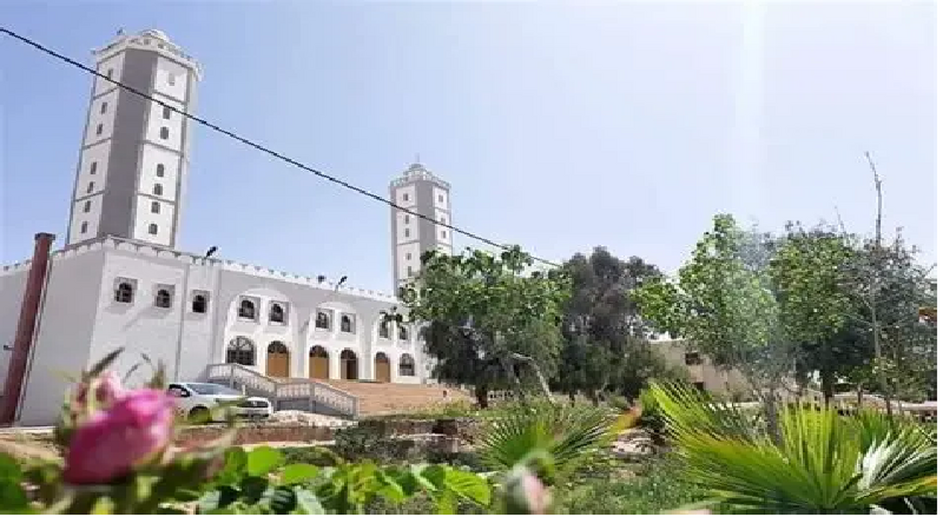 Photo de مسجد زيد بن ثابت حاسي بحبح